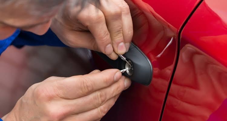 Vehicle lockout assistance Baton Rouge Louisiana