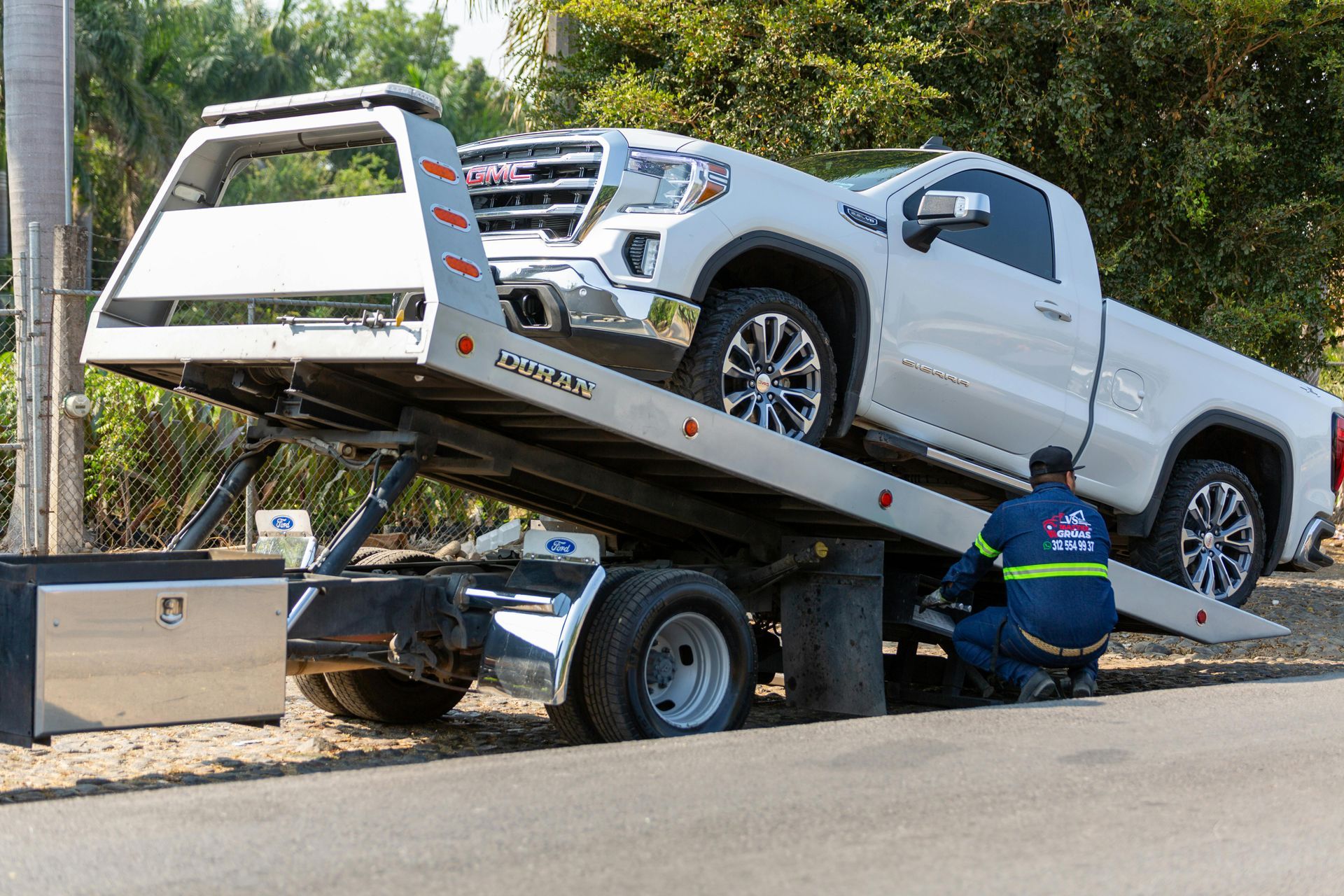 Medium duty towing service in Baton Rouge Louisiana